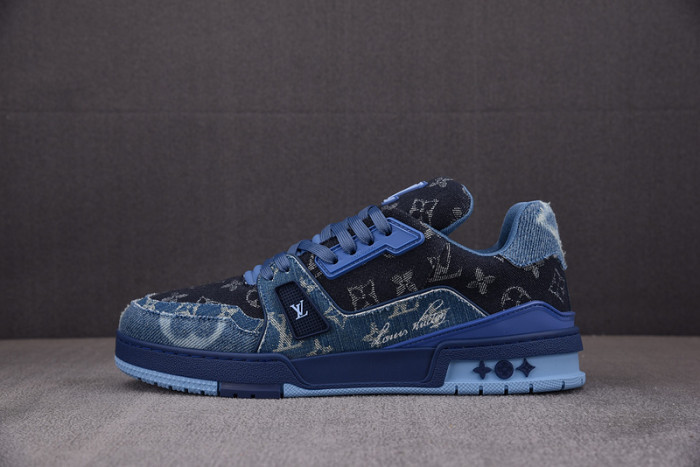 L1VV TRAINER