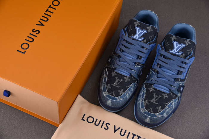 L1VV TRAINER