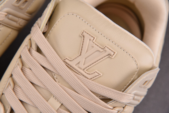 L1VV TRAINER