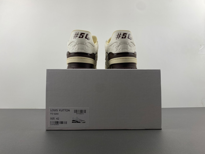 L1VV TRAINER