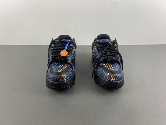 L1VV TRAINER