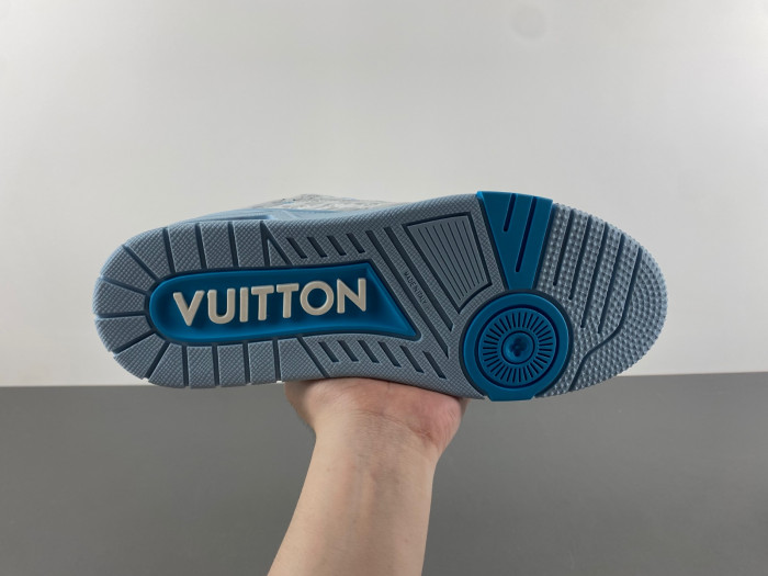 L1VV TRAINER