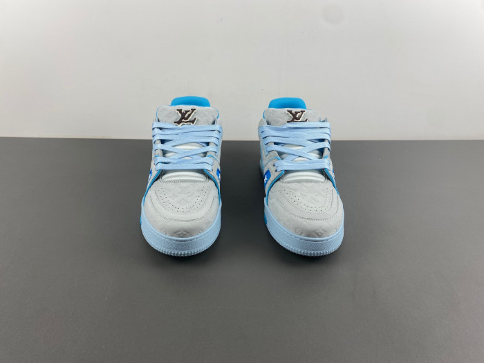 L1VV TRAINER