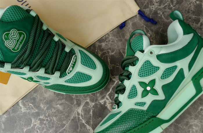 L1VV TRAINER