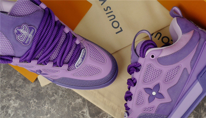 L1VV TRAINER