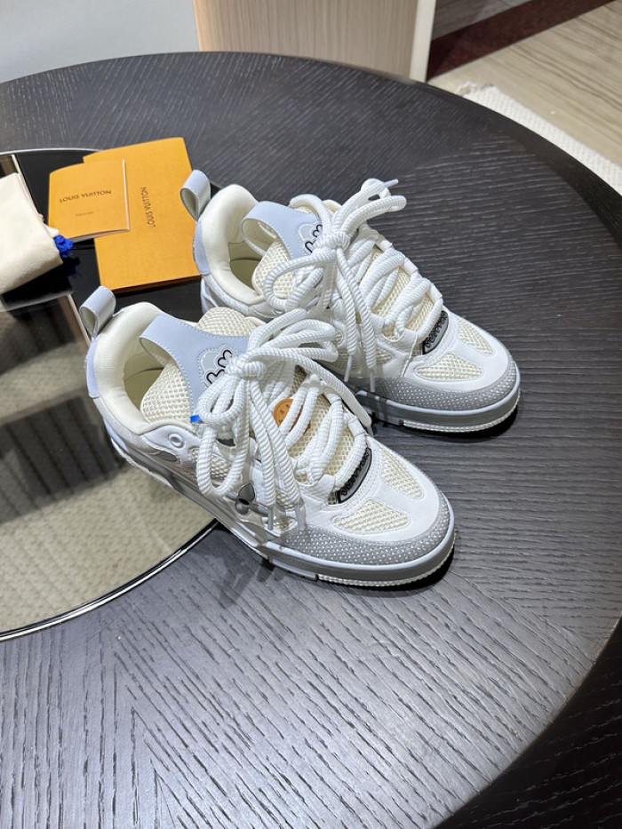 L1VV TRAINER