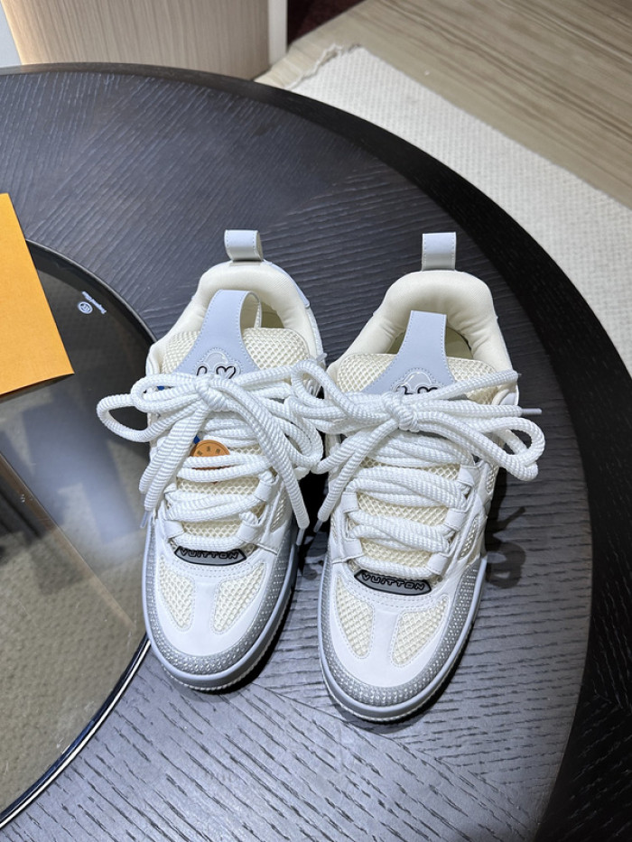 L1VV TRAINER