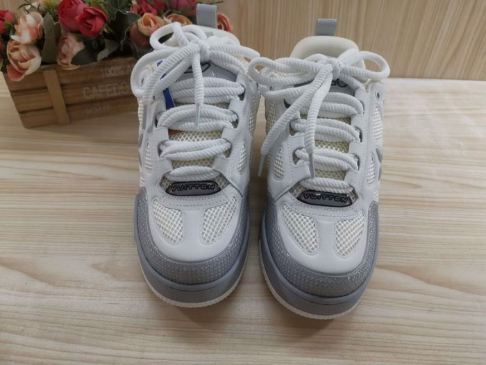 L1VV TRAINER