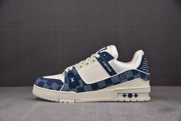 L1VV TRAINER