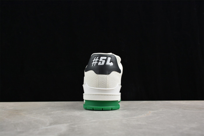L1VV TRAINER