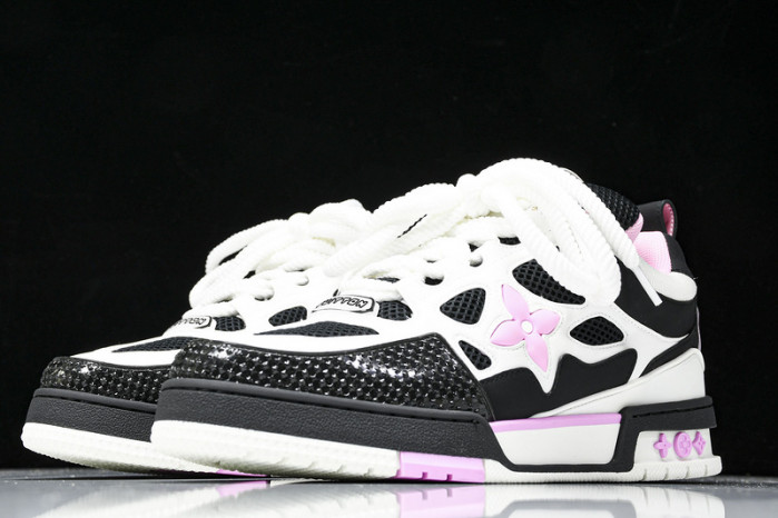 L1VV TRAINER