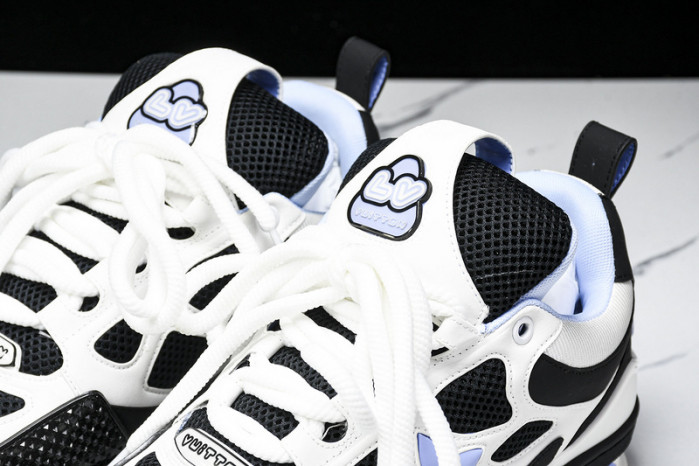 L1VV TRAINER