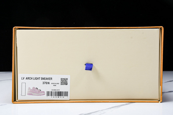 L1VV TRAINER