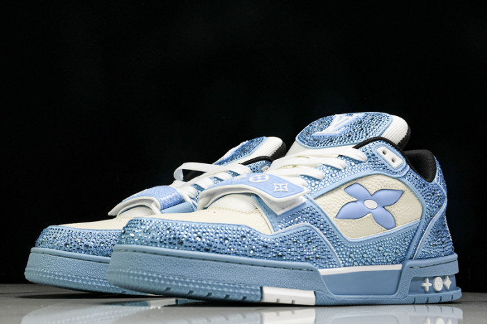 L1VV TRAINER