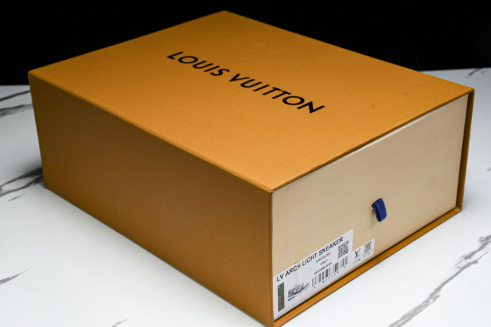L1VV TRAINER