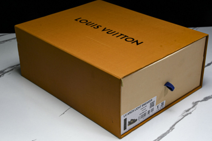 L1VV TRAINER