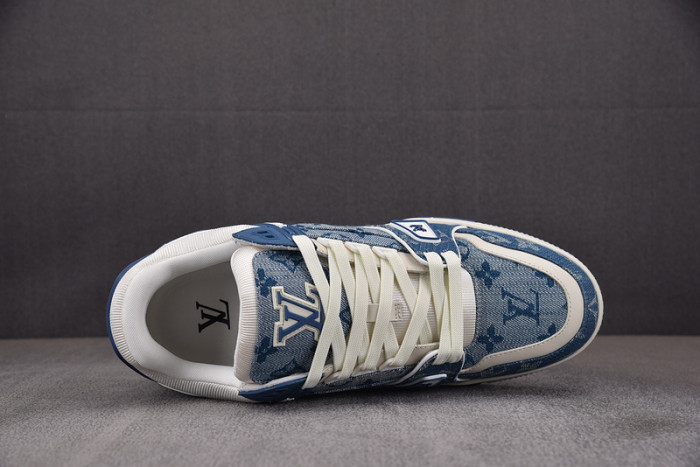 L1VV TRAINER