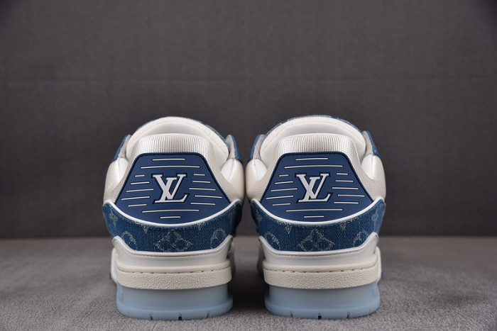 L1VV TRAINER