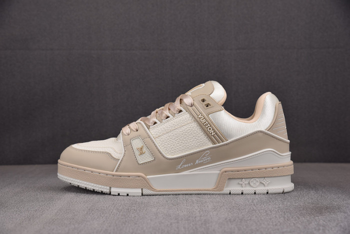 L1VV TRAINER