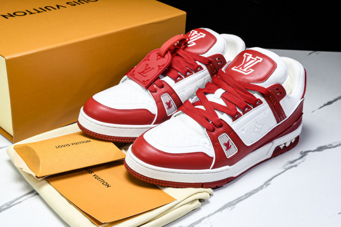 L1VV TRAINER