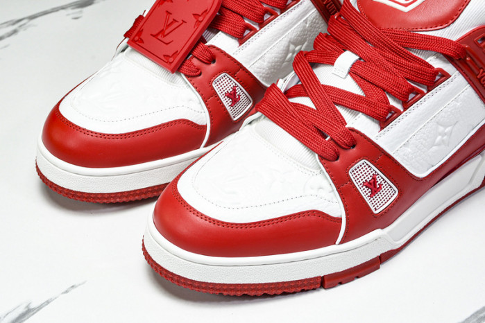 L1VV TRAINER