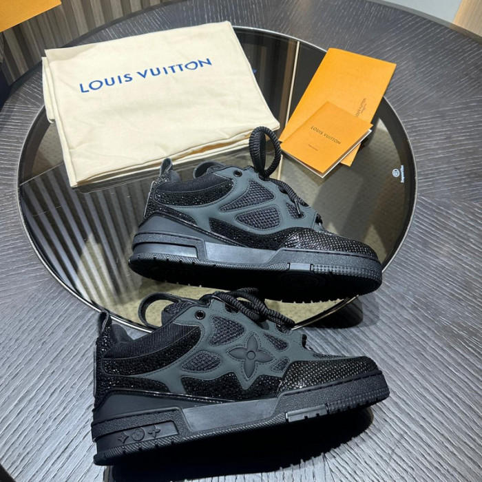 L1VV TRAINER