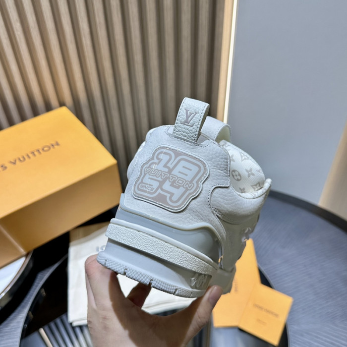 L1VV TRAINER