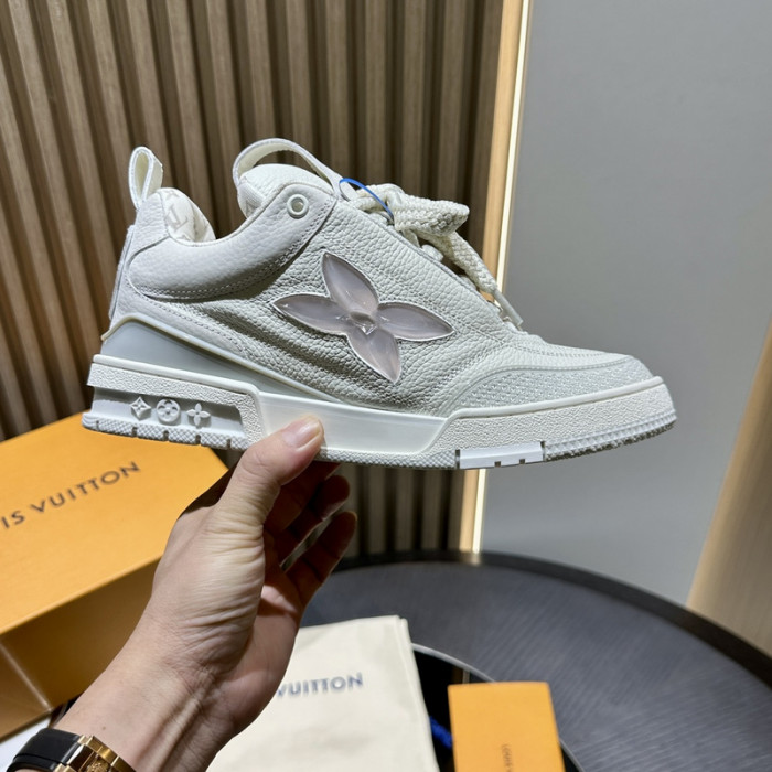 L1VV TRAINER