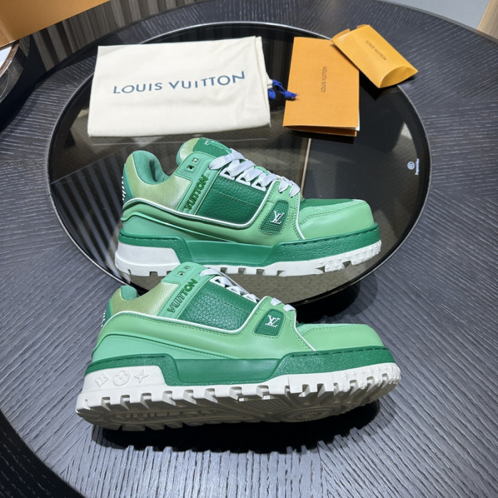 L1VV TRAINER