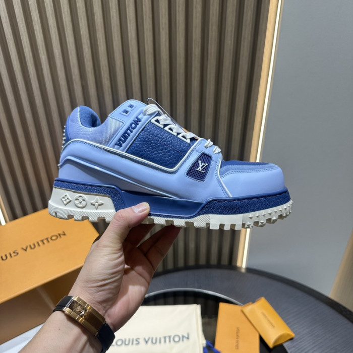 L1VV TRAINER