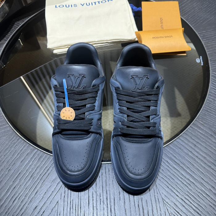 L1VV TRAINER