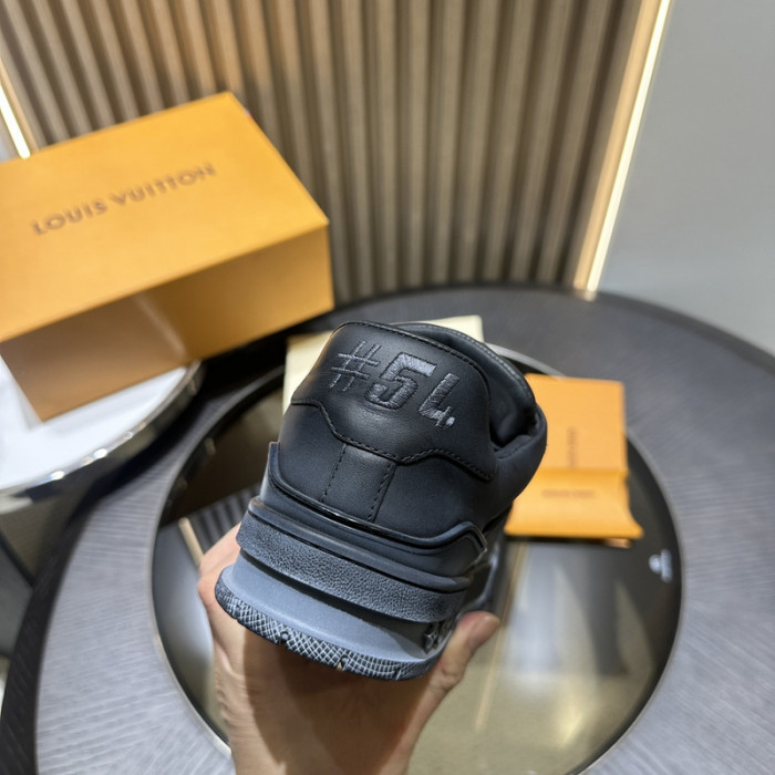 L1VV TRAINER