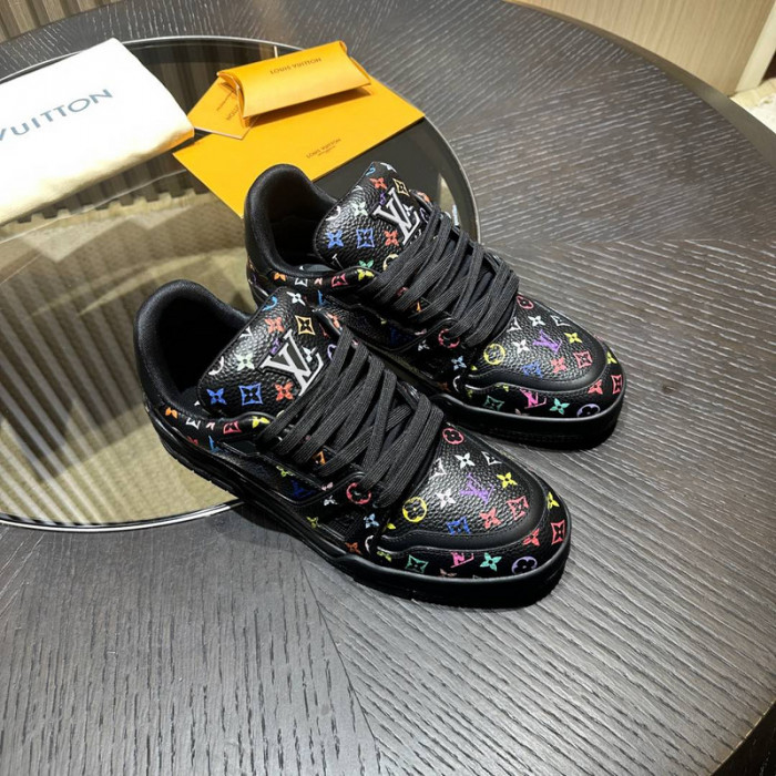 L1VV TRAINER