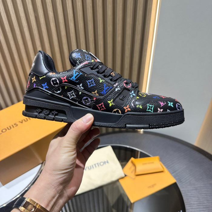 L1VV TRAINER