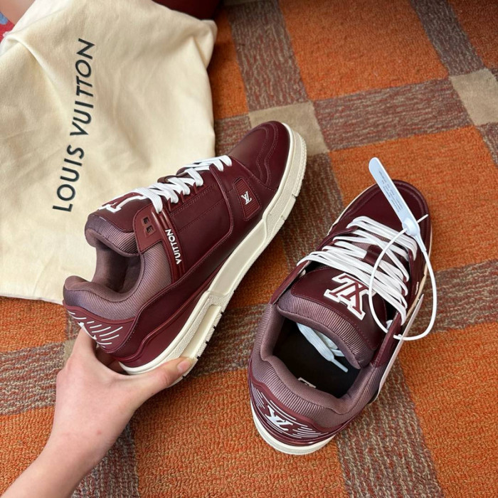 L1VV TRAINER