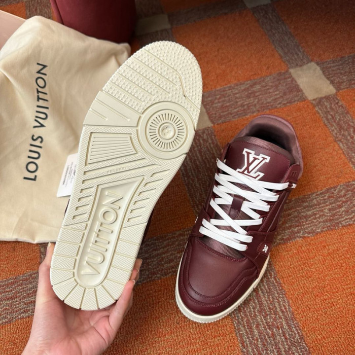 L1VV TRAINER