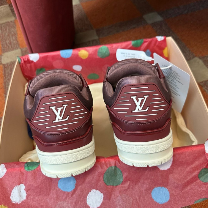 L1VV TRAINER