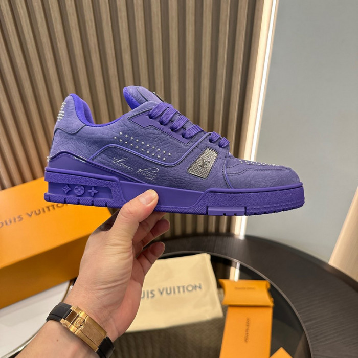 L1VV TRAINER
