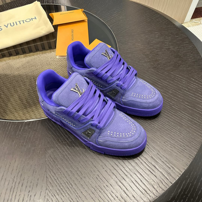 L1VV TRAINER