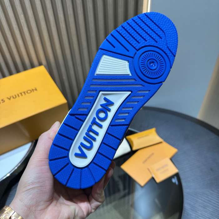 L1VV TRAINER