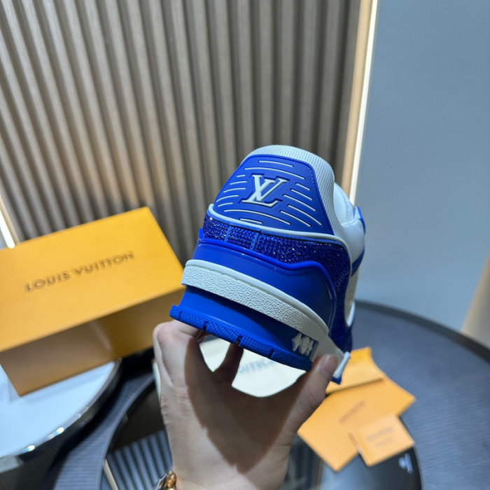 L1VV TRAINER