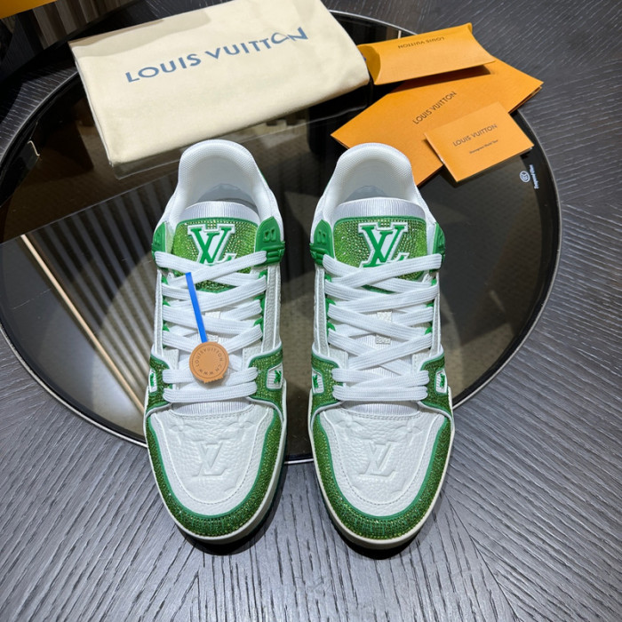L1VV TRAINER