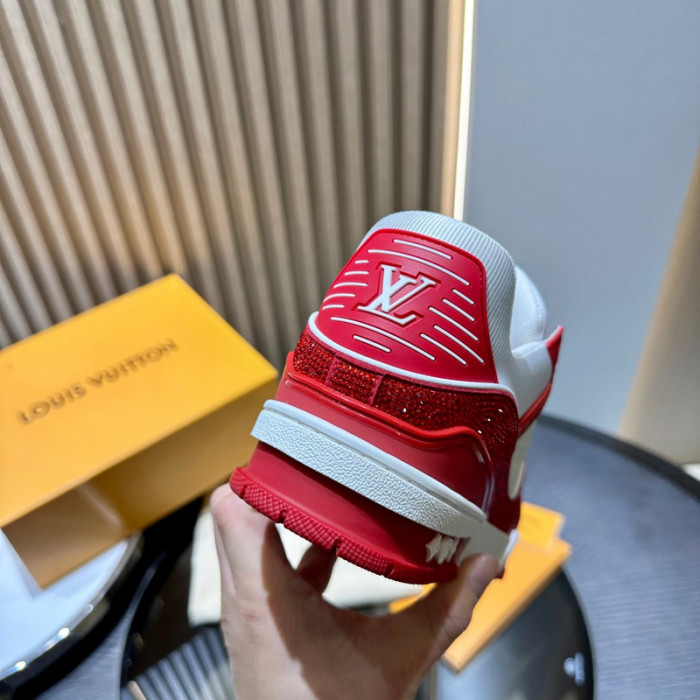 L1VV TRAINER