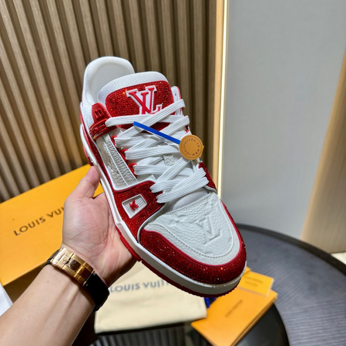 L1VV TRAINER