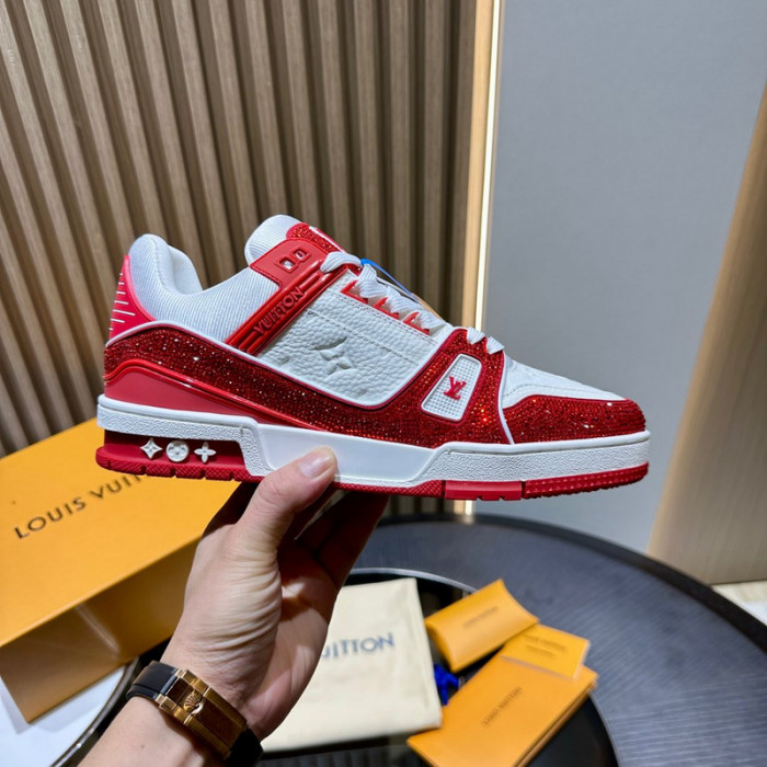 L1VV TRAINER