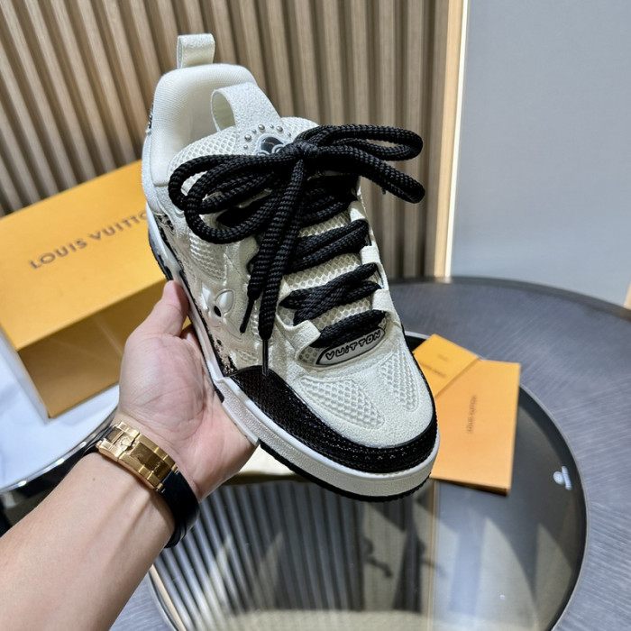 L1VV TRAINER