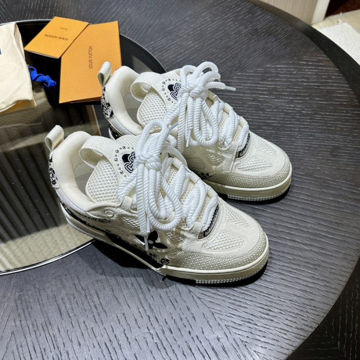 L1VV TRAINER