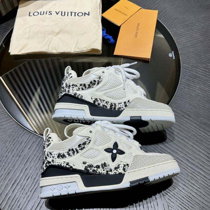 L1VV TRAINER