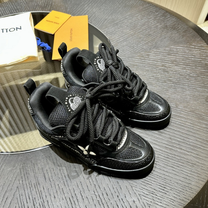 L1VV TRAINER