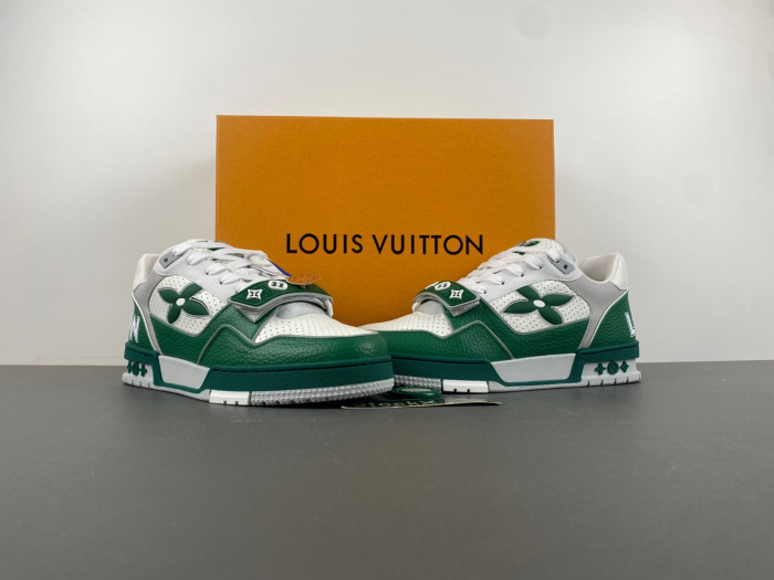 L1VV TRAINER